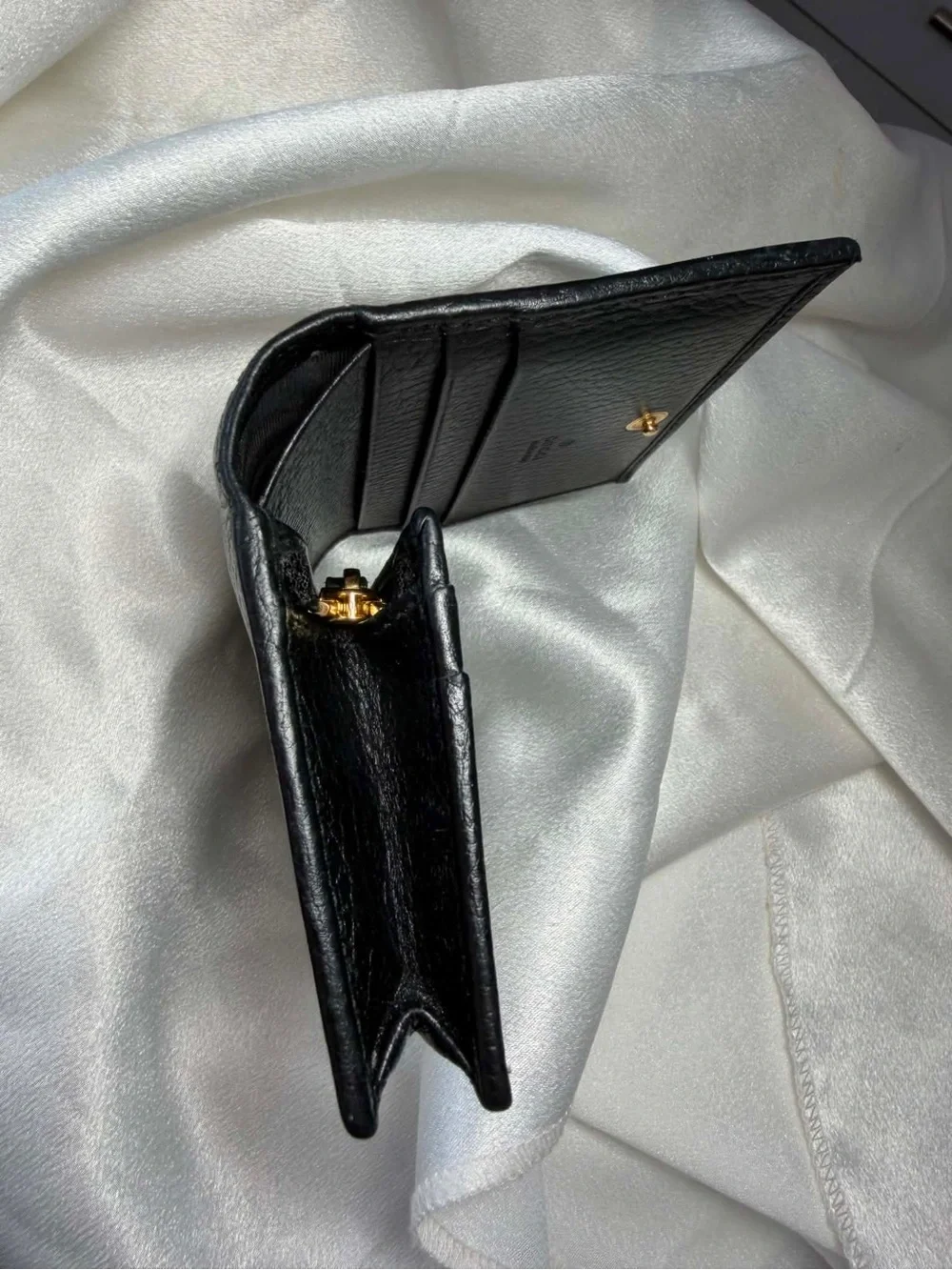 100% Authentic Gucci Black Leather GG Marmont Card Case with Gold Hardware